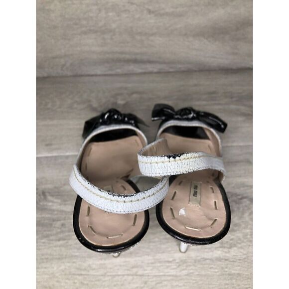 miu miu Great Labels White Patent Black Bow Peep Slingback Heels Women Sz 37EU/6 - Picture 8 of 16